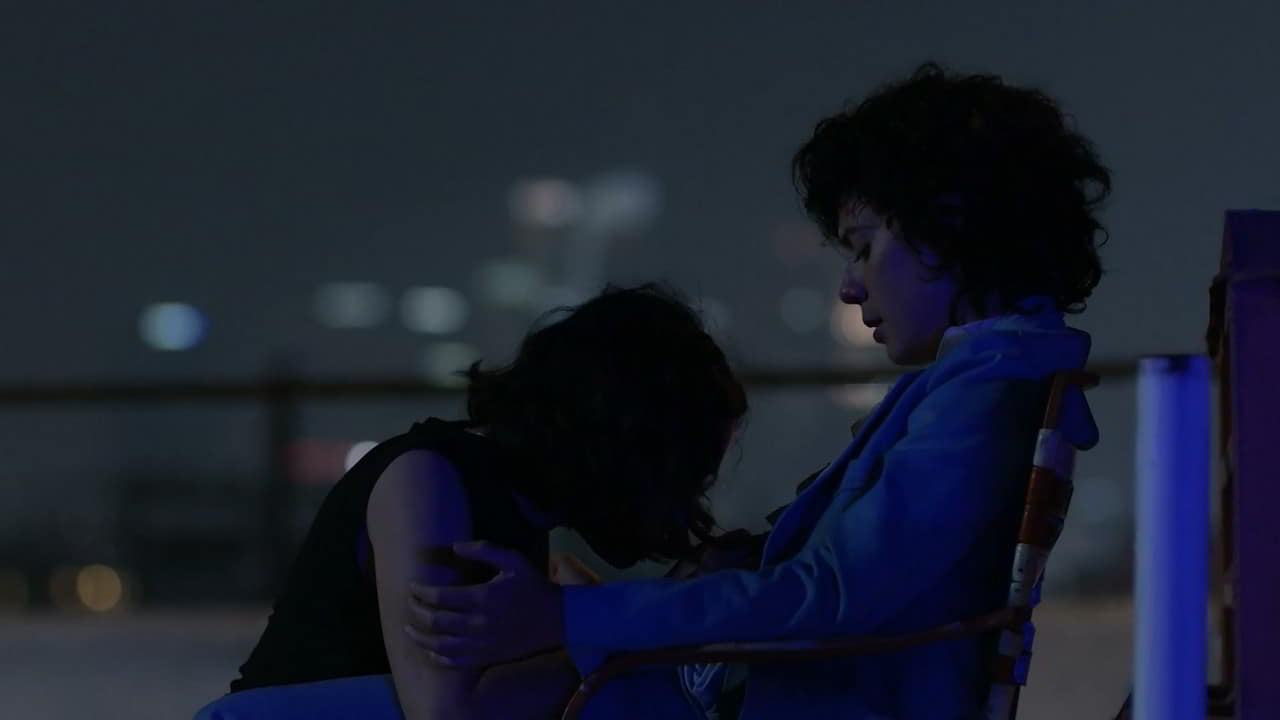 Mishel Prada, Roberta Colindrez topless Vida - S03E04 Mishel Prada, Roberta Colindrez topless Vida - S03E04