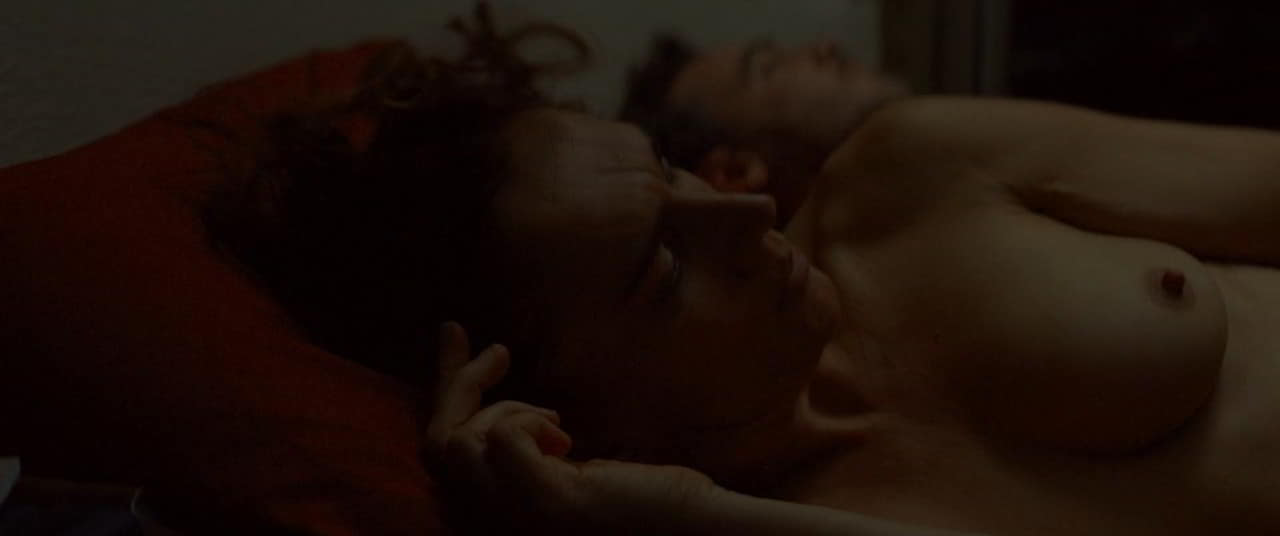 Monic Hendrickx nude scene in De Held Monic Hendrickx nude scene in De Held