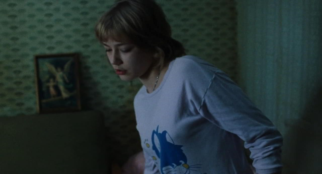 Oksana Akinshina cleavage movie scene 2002 Oksana Akinshina cleavage movie scene 2002