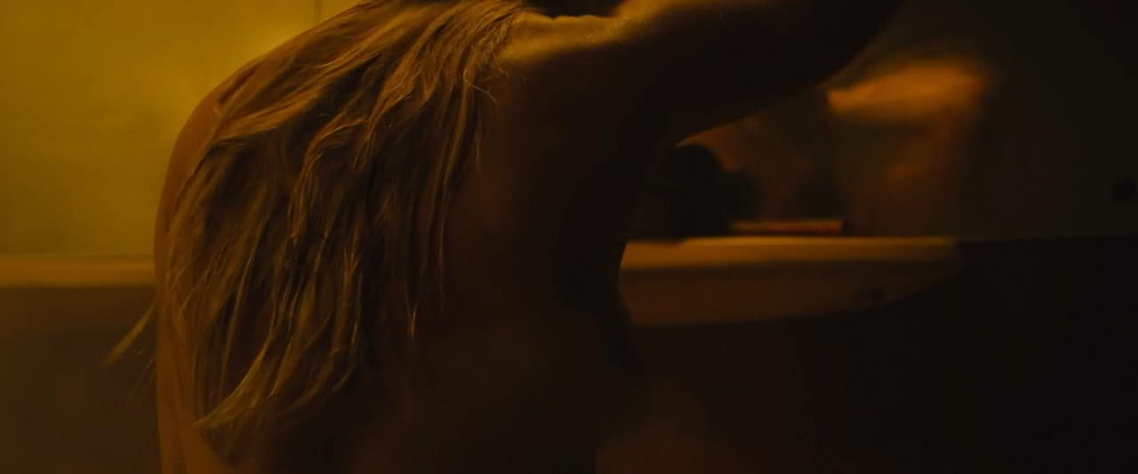 Oksana Akinshina nude scene in Sputnik Oksana Akinshina nude scene in Sputnik