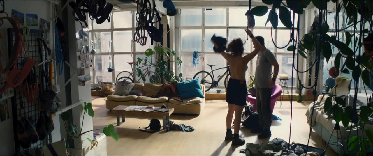 Olga Boladz bare butt in Milosc jest blisko Olga Boladz bare butt in Milosc jest blisko