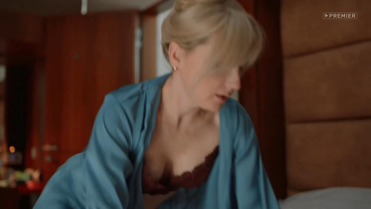 Olga Medynich cleavage movie scene 2020 Olga Medynich cleavage movie scene 2020