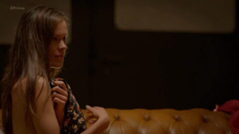 Olga Plojhar Bursikova Nude Einstein Pripady nesnesitelneho genia S01E01 2020 02