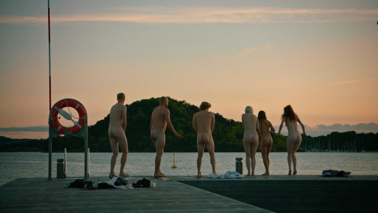 Renate Reinsve, Ida Helen Goytil, Hanna Maria Gronneberg, Ane Viola Semb topless Hvite Gutter - S01 Renate Reinsve, Ida Helen Goytil, Hanna Maria Gronneberg, Ane Viola Semb topless Hvite Gutter - S01