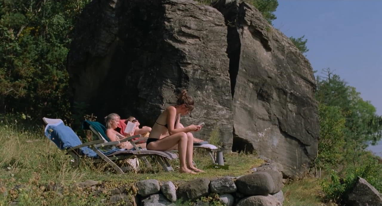 Renate Reinsve topless The Worst Person in the World Renate Reinsve topless The Worst Person in the World