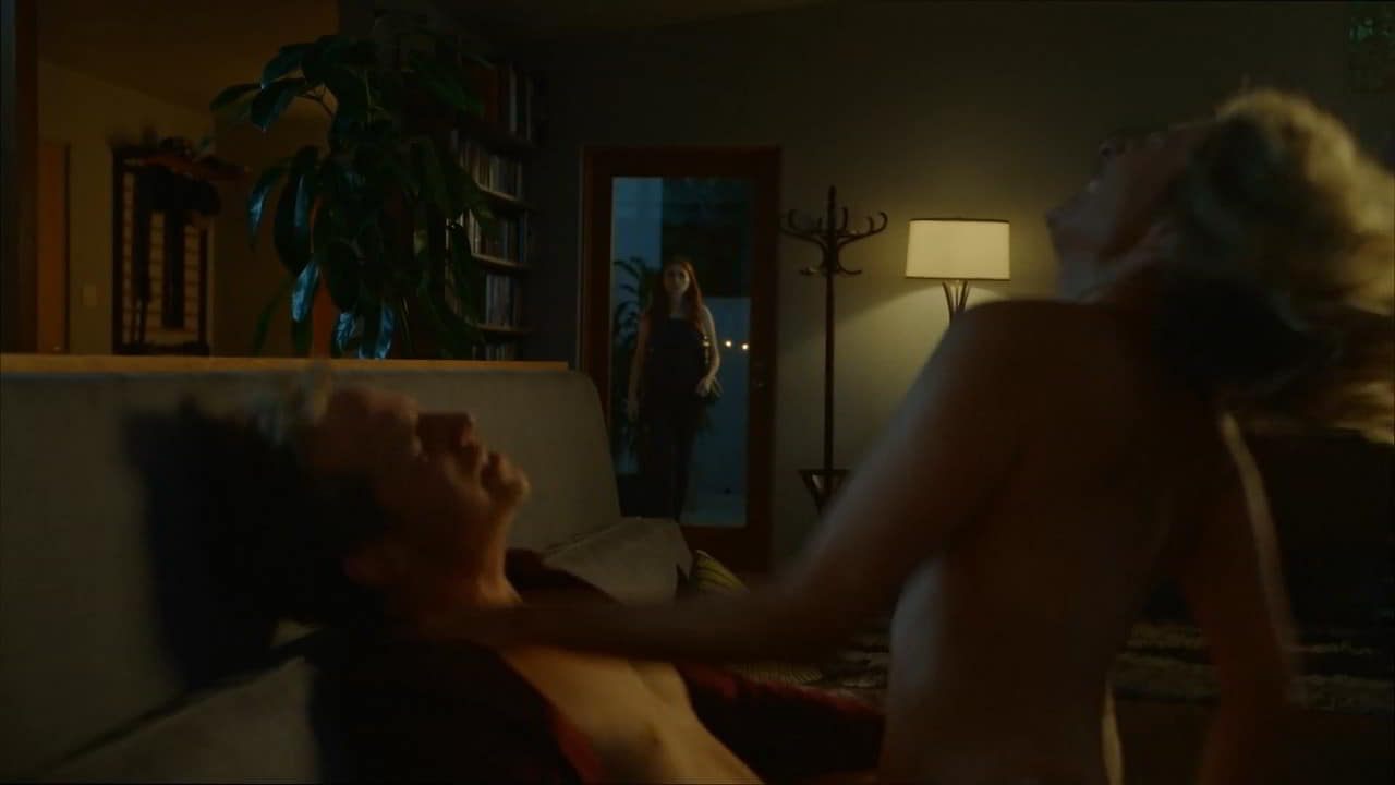 Robin Riker bare butt in You're The Worst - S04E09 Robin Riker bare butt in You're The Worst - S04E09