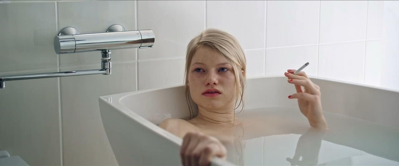 Roosa Soderholm, Maria Ylipaa cleavage movie scene 2019 Roosa Soderholm, Maria Ylipaa cleavage movie scene 2019
