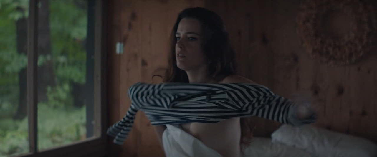 Hot Roxane Mesquida explicit scene 2017 Hot Roxane Mesquida explicit scene 2017