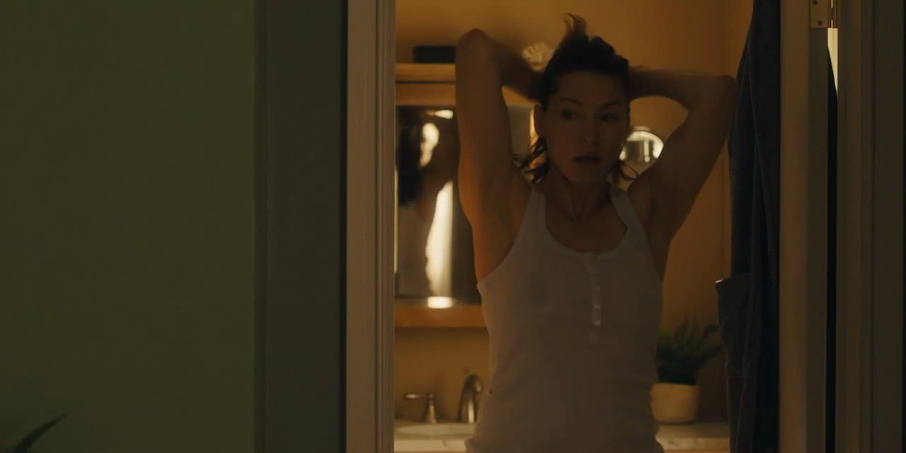 Rya Kihlstedt bare butt in Jett - S01E05 Rya Kihlstedt bare butt in Jett - S01E05