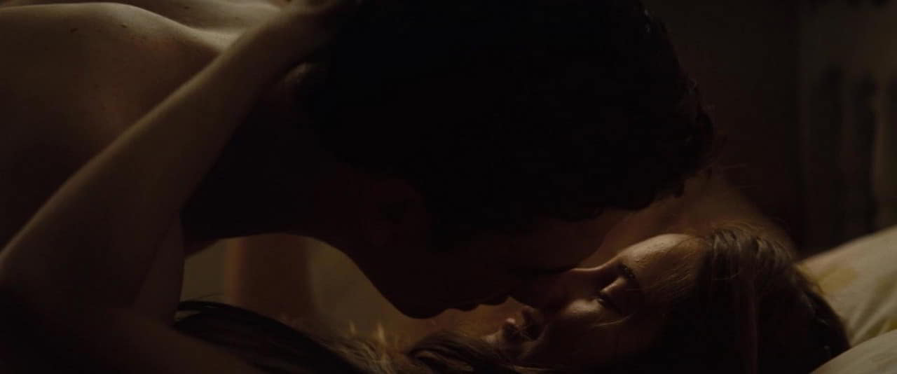 Shailene Woodley nude scene in The Spectacular Now Shailene Woodley nude scene in The Spectacular Now