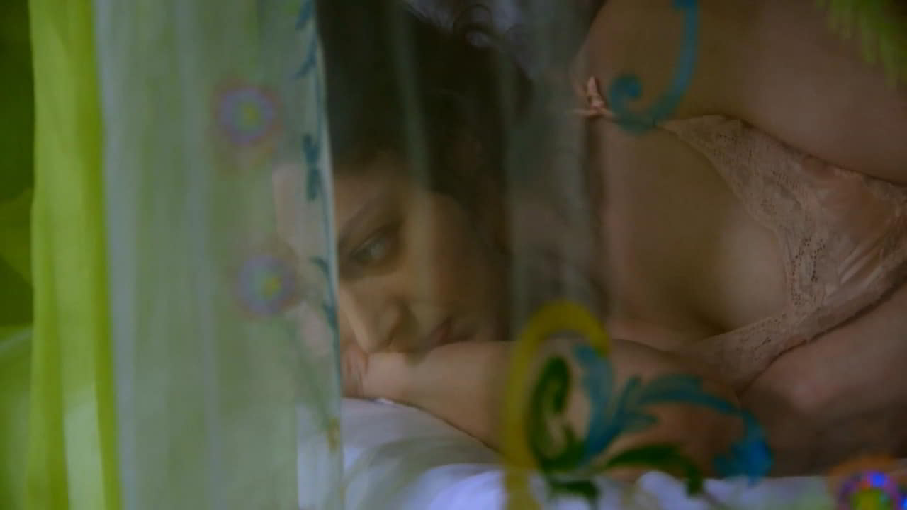 Hot Shivani Kapur, Haf Gibson explicit scene 2015 Hot Shivani Kapur, Haf Gibson explicit scene 2015