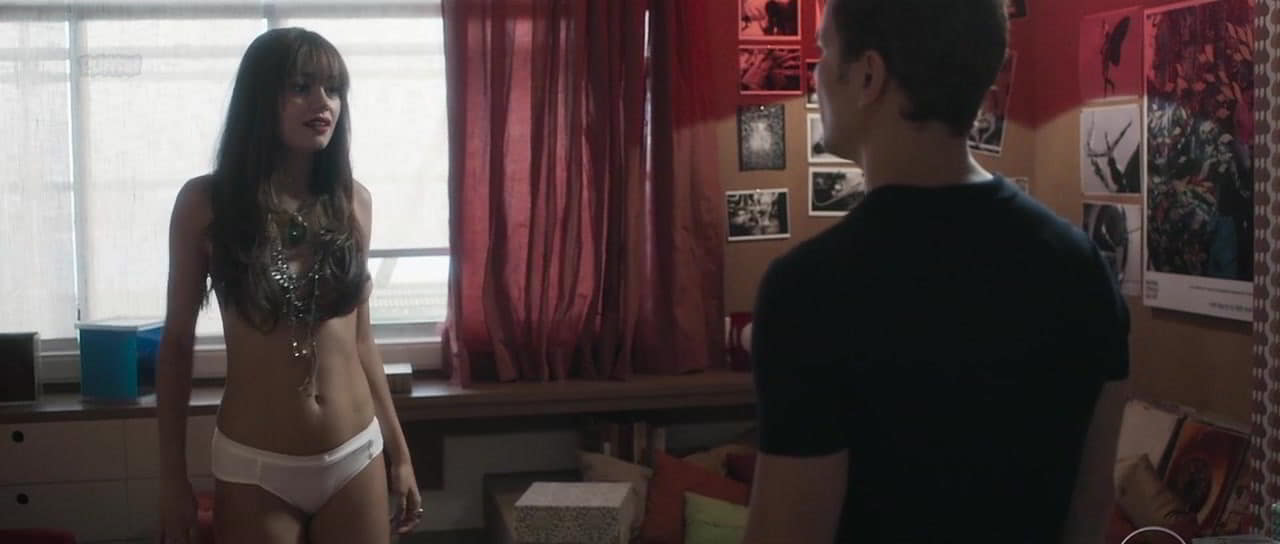 Sophie Charlotte bare butt in Os Dias Eram Assim - S01E01 Sophie Charlotte bare butt in Os Dias Eram Assim - S01E01