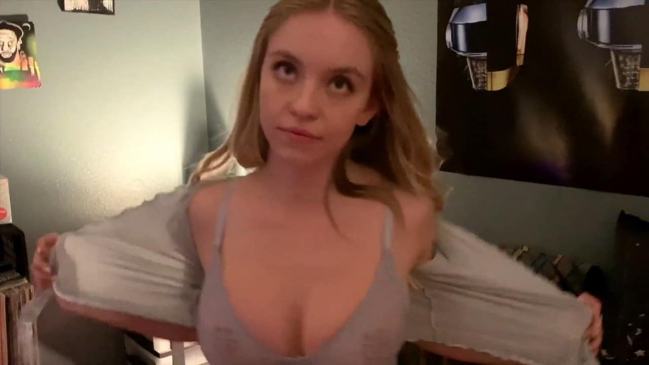 Sydney Sweeney, Zendaya, Hunter Schafer nude scene in Euphoria - S01E07 Sydney Sweeney, Zendaya, Hunter Schafer nude scene in Euphoria - S01E07