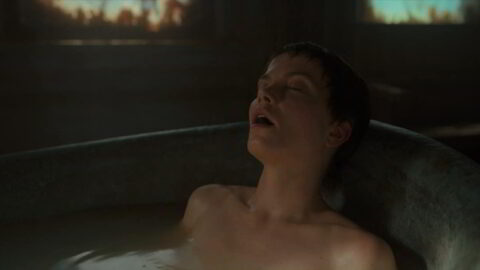 Sylvia Hoeks Sexy See S02E02 2021 2