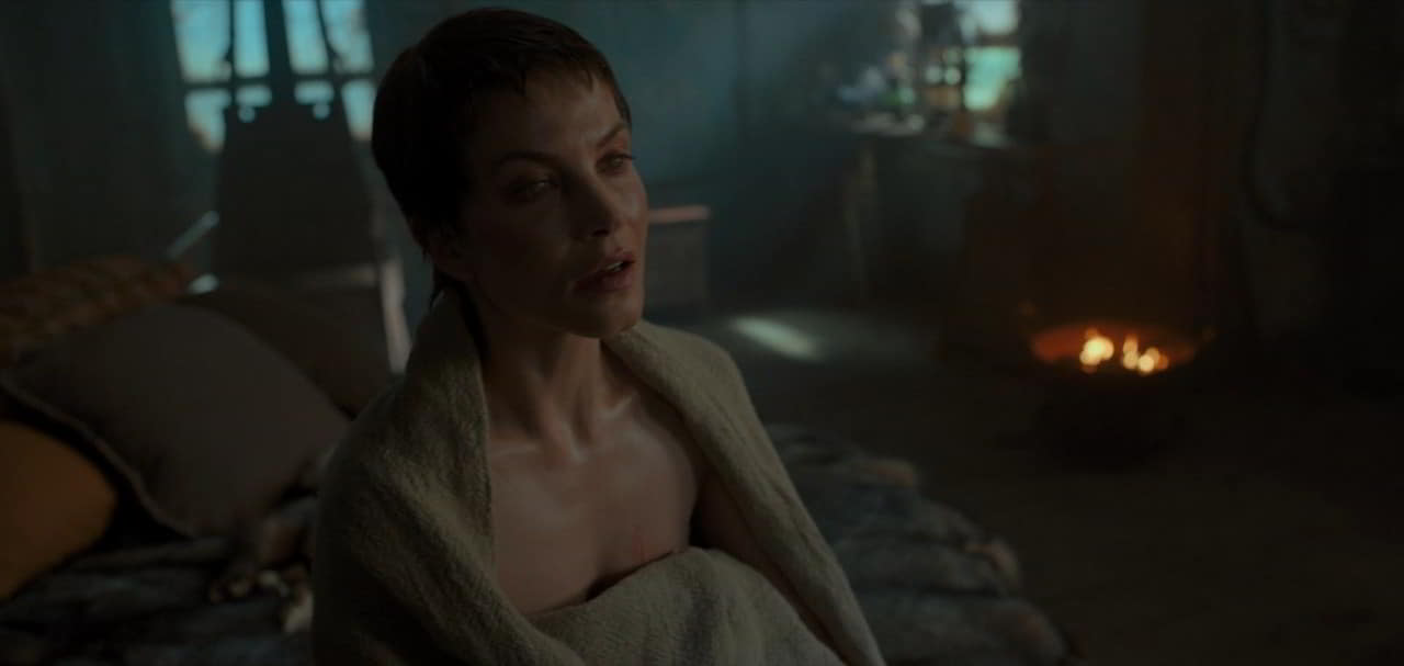 Sylvia Hoeks bare butt in See - S02E02 Sylvia Hoeks bare butt in See - S02E02
