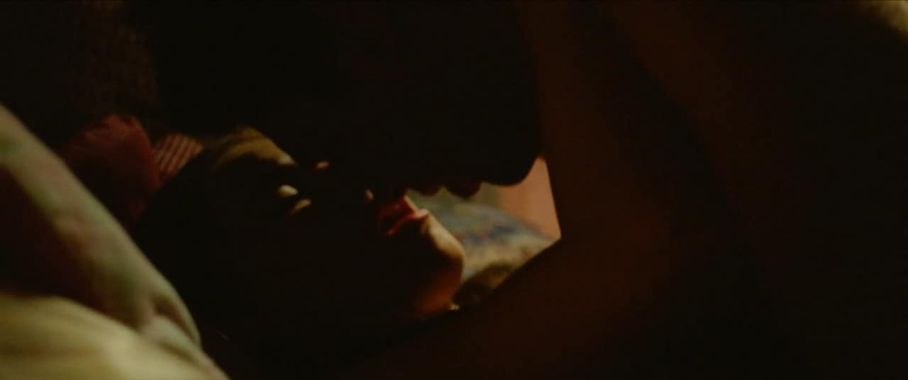 Tara Fischer cleavage movie scene 2019 Tara Fischer cleavage movie scene 2019