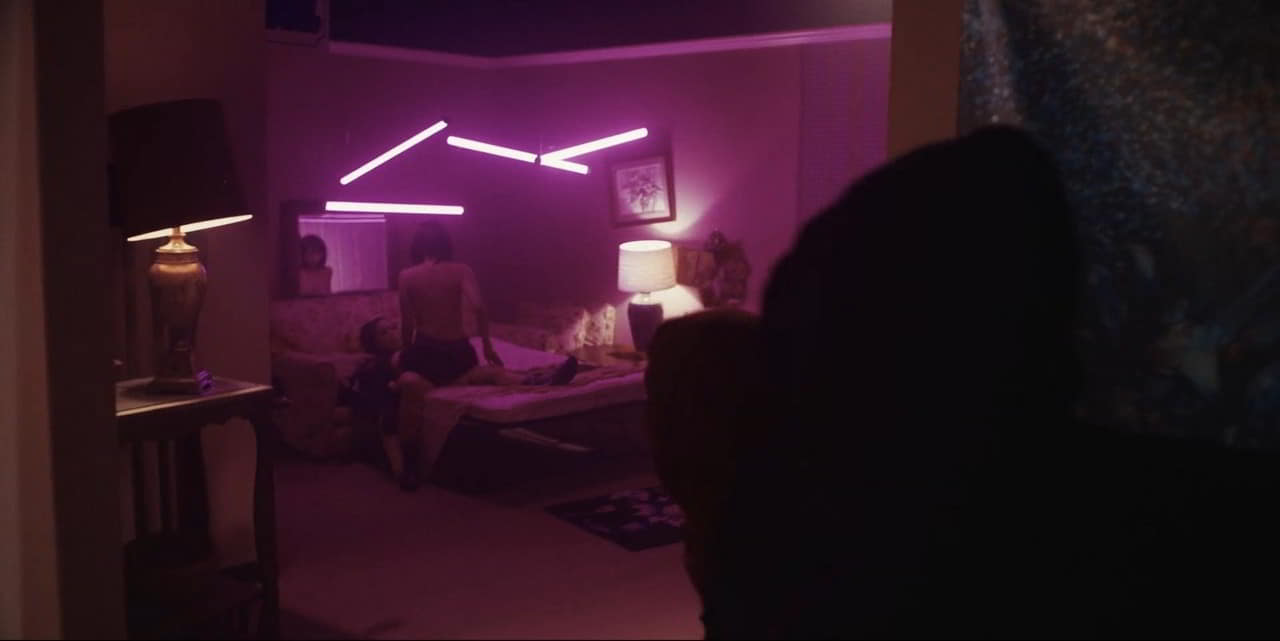 Taryn Manning bare butt in The Gateway Taryn Manning bare butt in The Gateway