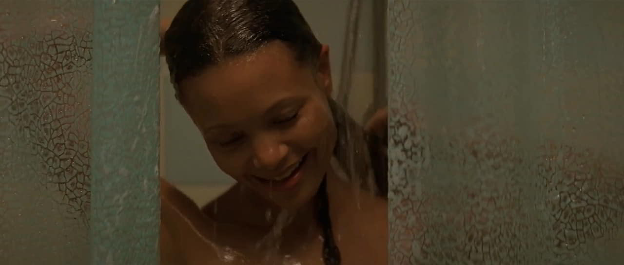 Thandie Newton, Olga Sekulic cleavage movie scene 2002 Thandie Newton, Olga Sekulic cleavage movie scene 2002
