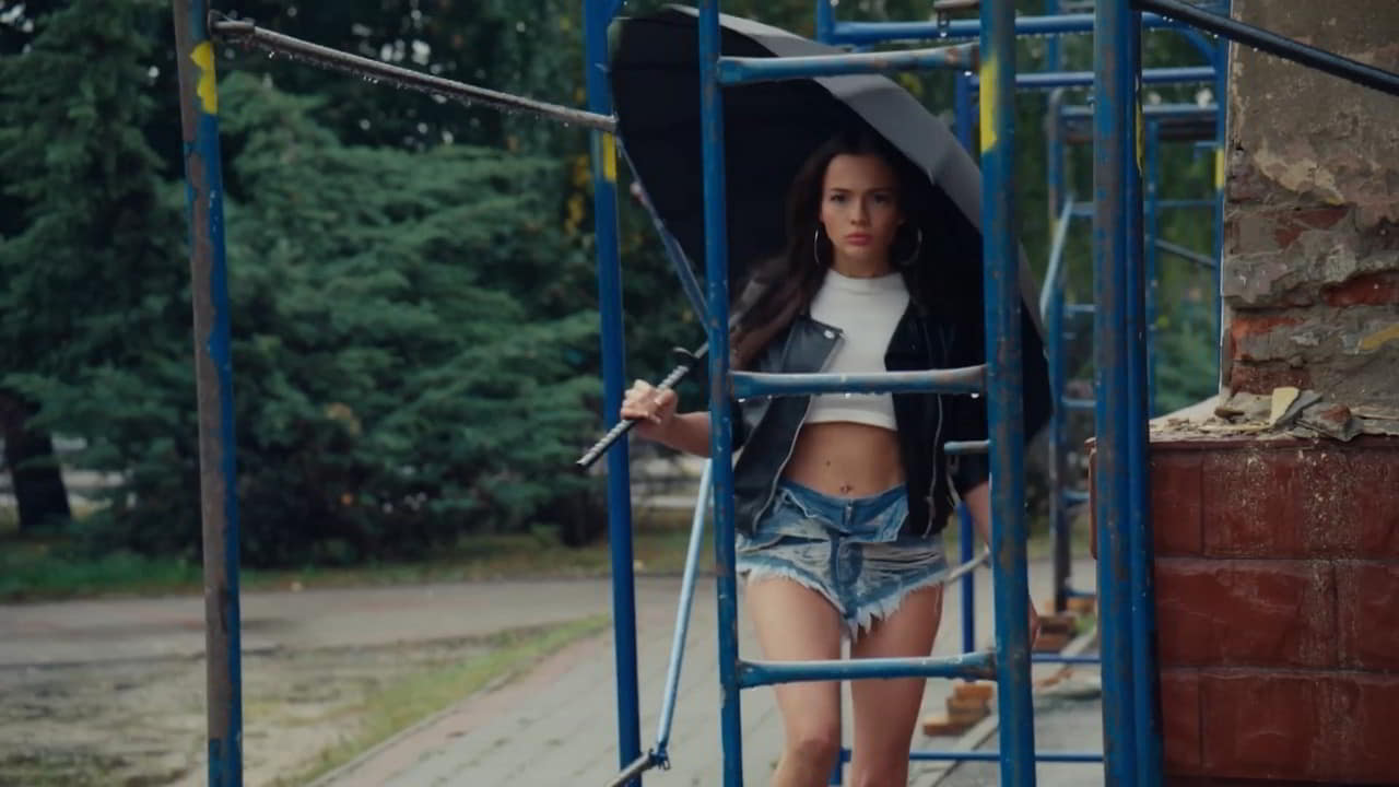 Valya Karnaval topless Ekstrim - S01E01 Valya Karnaval topless Ekstrim - S01E01