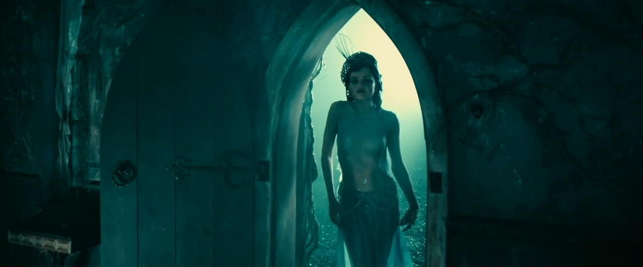 Vera Filatova, Tiffany Mulheron, Ashley Mulheron bare butt in Lesbian Vampire Killers Vera Filatova, Tiffany Mulheron, Ashley Mulheron bare butt in Lesbian Vampire Killers