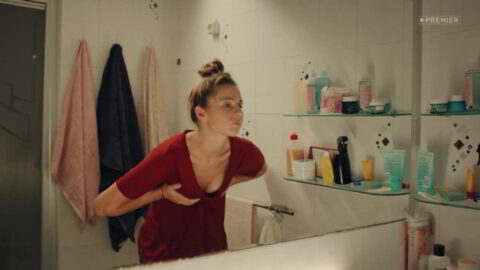 Veronika Mokhireva Sexy Family Semya S01E05 E08 2022 6