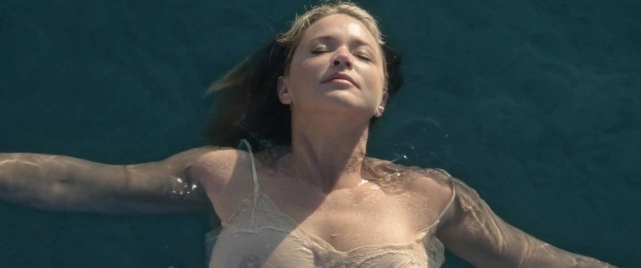 Virginie Efira nude scene in En attendant Bojangles Virginie Efira nude scene in En attendant Bojangles