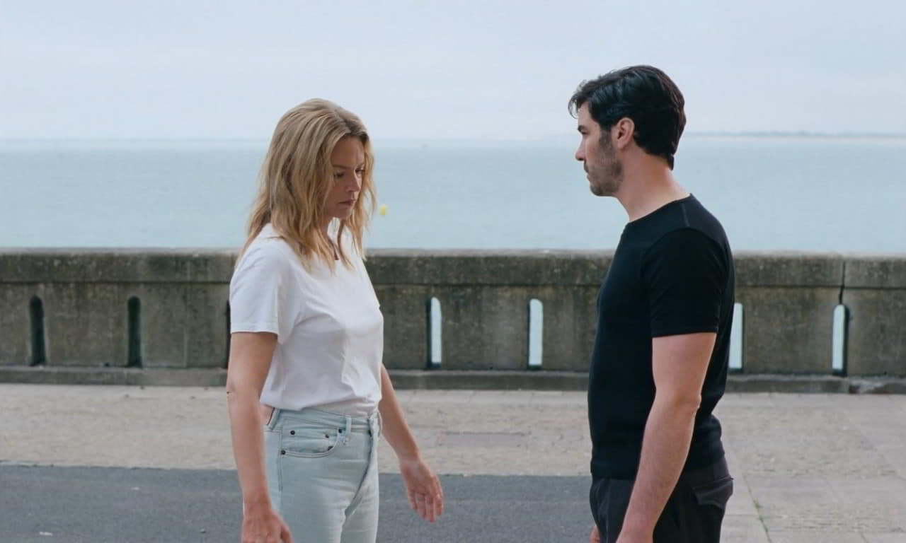 Virginie Efira topless Don Juan Virginie Efira topless Don Juan
