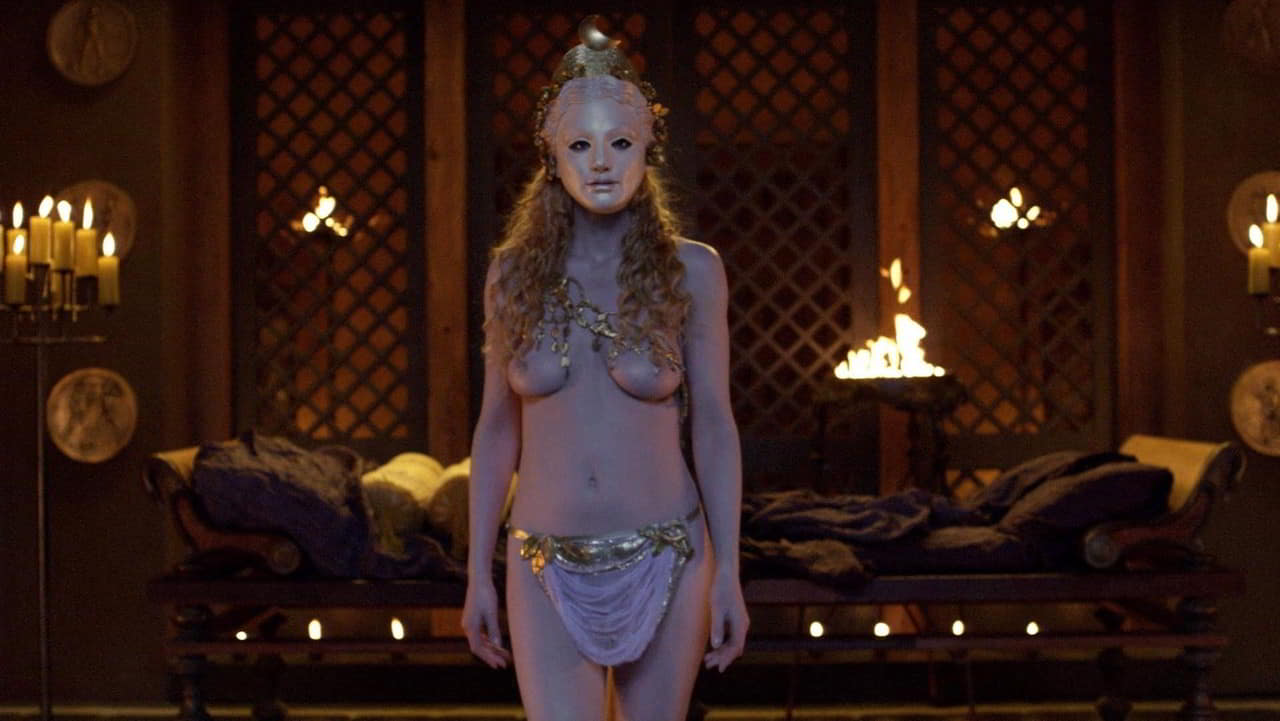 Viva Bianca bare butt in Spartacus: Blood and Sand - S01E09 Viva Bianca bare butt in Spartacus: Blood and Sand - S01E09