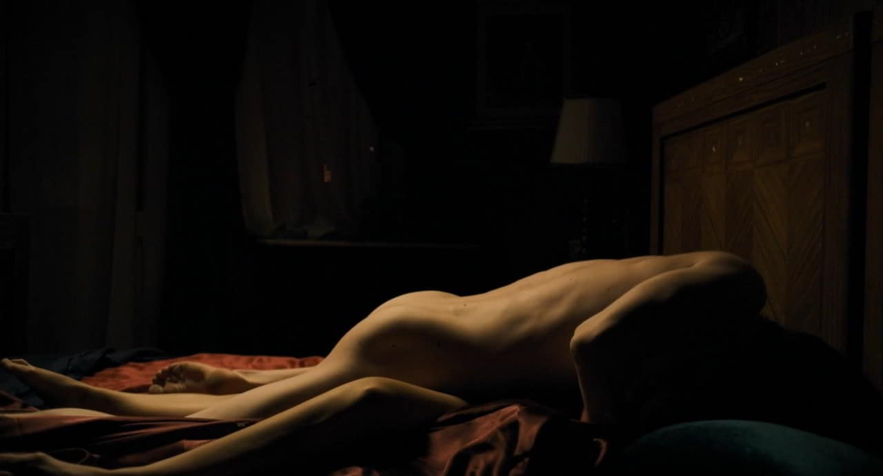 Voica Oltean cleavage movie scene 2021 Voica Oltean cleavage movie scene 2021