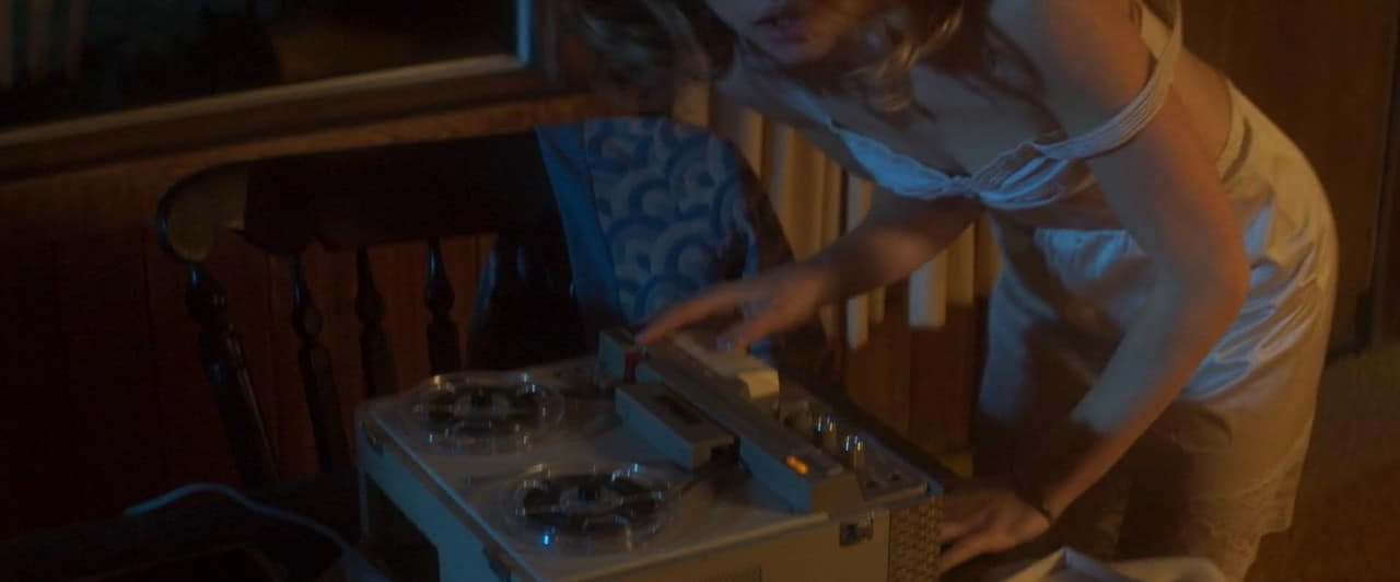 Willa Fitzgerald bare butt in 18½ Willa Fitzgerald bare butt in 18½
