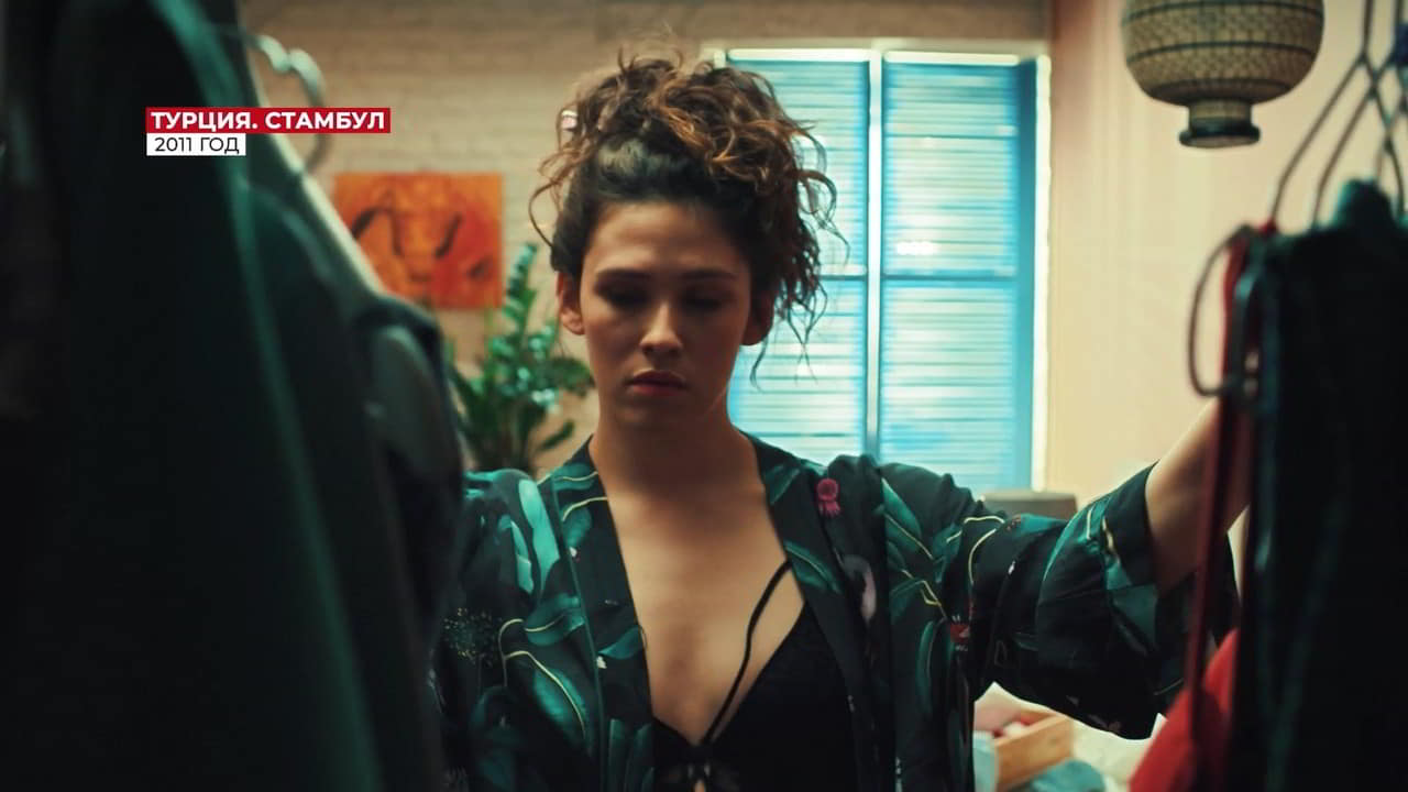 Yekaterina Domashenko bare butt in Special correspondents - S01E02 Yekaterina Domashenko bare butt in Special correspondents - S01E02