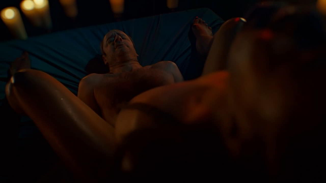 Yetide Badaki bare butt in American Gods - S03E02 Yetide Badaki bare butt in American Gods - S03E02
