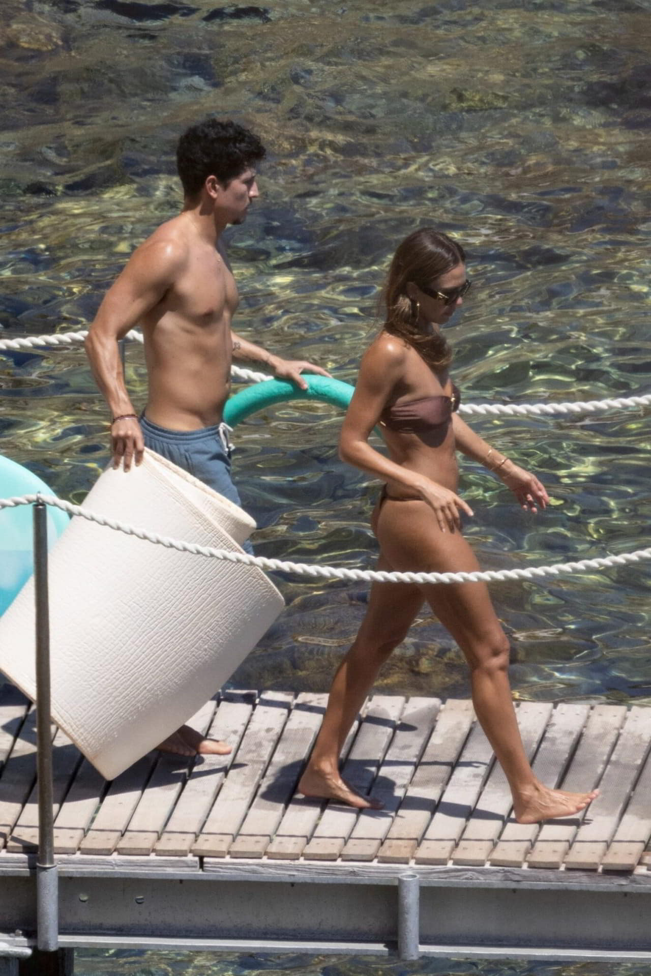 Jessica Alba Flaunts Bare Ass in Tiny Brown Thong Bikini topless picture Jessica Alba Flaunts Bare Ass in Tiny Brown Thong Bikini topless picture
