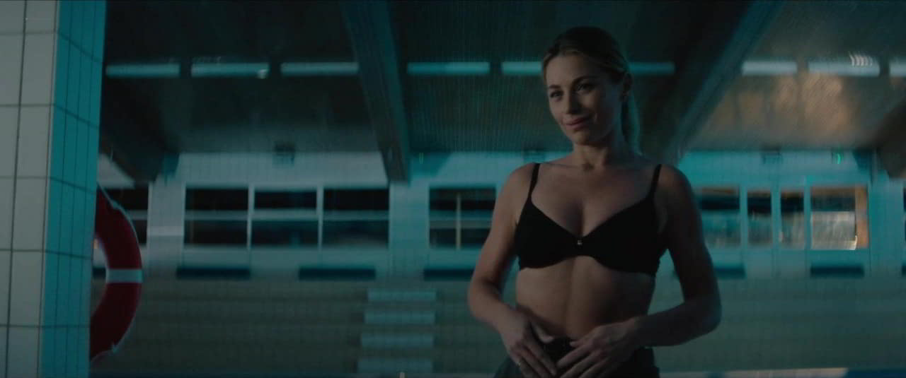 Ludwika Paleta cleavage movie scene 2026 Ludwika Paleta cleavage movie scene 2026